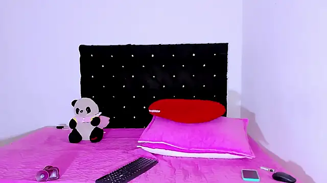 Snapshot of valen_colombian69 chatting on January 7, 9:14 pm valen colombian69 online show from January 7, 9:14 pm