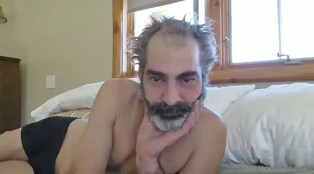 Snapshot of Poindexxter13 chatting on February 25, 10:29 pm Poindexxter13 online show from February 25, 10:29 pm