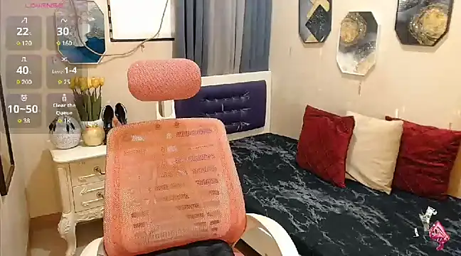 Snapshot of BedtimeMistress chatting on December 3, 2:36 am BedtimeMistress online show from December 3, 2:36 am