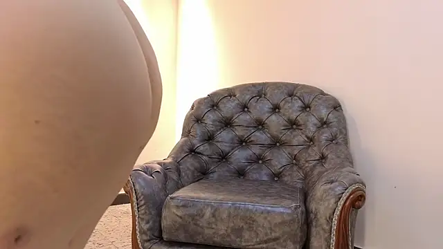 Snapshot of niky_smit chatting on December 21, 11:06 am niky smit online show from December 21, 11:06 am