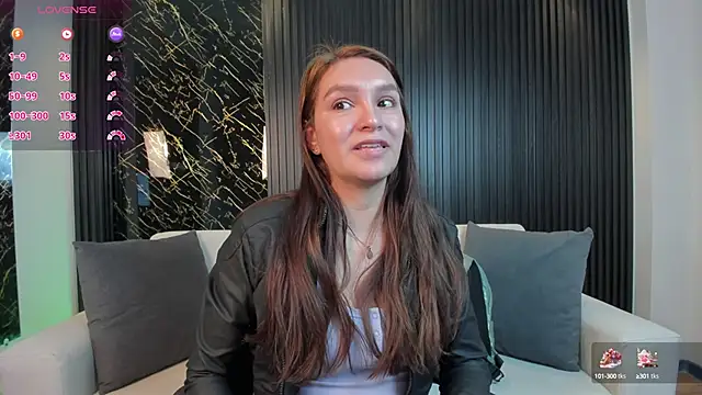 Snapshot of miataylorr1 chatting on December 16, 1:32 pm miataylorr1 online show from December 16, 1:32 pm