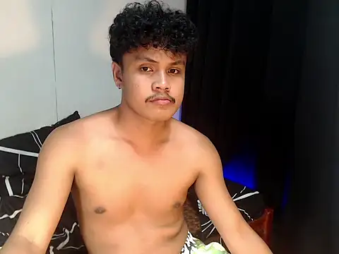 Brylon ken online show from October 24, 7:32 pm