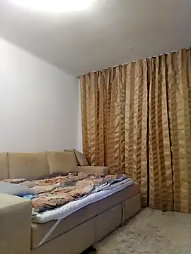 baby sweet girl  online show from January 19, 2:47 am