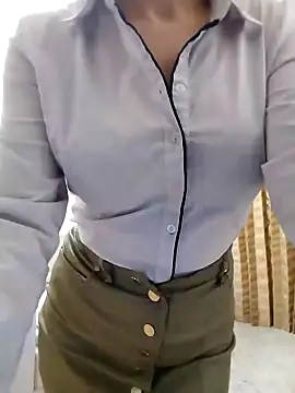 baby sweet girl  online show from January 26, 10:24 pm