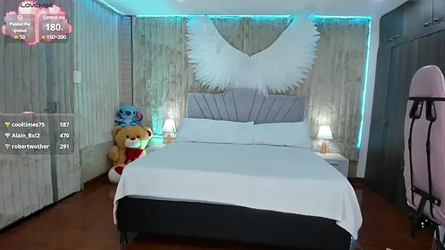 floryn susana online show from January 24, 2:39 am