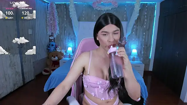 floryn susana online show from January 8, 11:18 pm