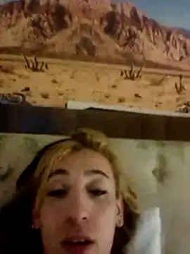 andreahhill online show from June 5, 1:56 am
