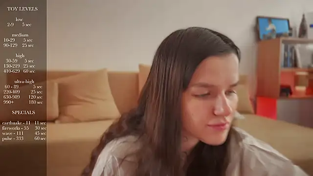 Snapshot of bbambi_ chatting on December 5, 11:41 am bbambi online show from December 5, 11:41 am