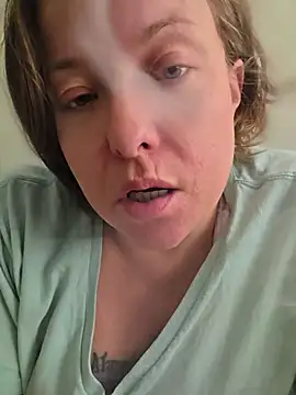 julimonroe online show from July 13, 5:49 pm