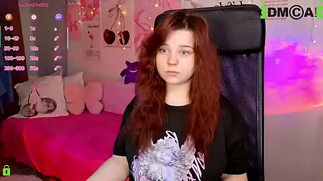 Snapshot of StellaMilla chatting on April 24, 2:47 am StellaMilla online show from April 24, 2:47 am