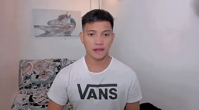 Snapshot of xSebastian19 chatting on February 27, 7:37 pm xSebastian19 online show from February 27, 7:37 pm