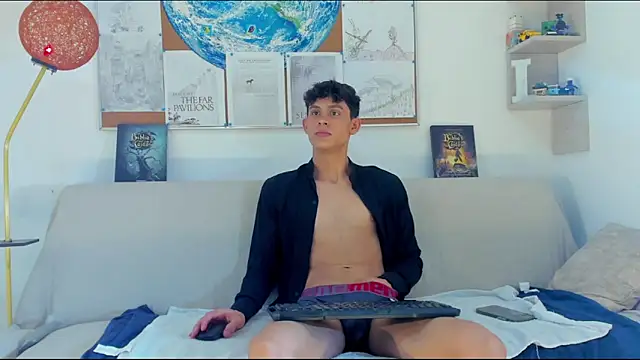 logan thomas online show from March 21, 6:55 pm