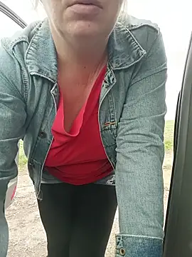 Saysomething3 online show from November 9, 8:45 am