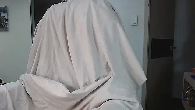 Snapshot of DanielaDuff chatting on February 22, 3:36 pm DanielaDuff online show from February 22, 3:36 pm