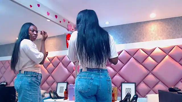 Snapshot of DanielaDuff chatting on September 10, 7:47 pm DanielaDuff online show from September 10, 7:47 pm