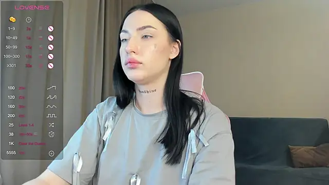 JenniferQueen11 online show from January 9, 9:16 pm