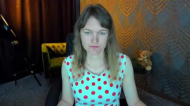 Snapshot of Anabell_xxx chatting on May 2, 5:45 am Anabell xxx online show from May 2, 5:45 am