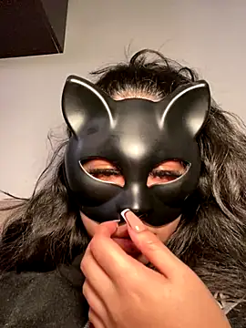 Snapshot of nenalayla chatting on December 5, 10:56 pm nenalayla online show from December 5, 10:56 pm