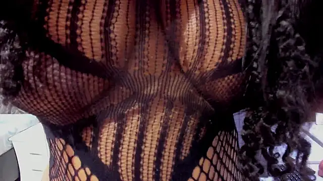 HellenJohansson online show from November 12, 7:24 pm