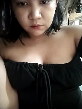 milkytitsmom4u online show from October 1, 12:27 am