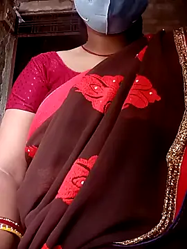 Snapshot of Lattika-Bhabhi chatting on December 28, 7:11 am Lattika-Bhabhi online show from December 28, 7:11 am