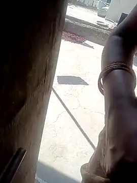 Snapshot of Lattika-Bhabhi chatting on March 22, 8:08 am Lattika-Bhabhi online show from March 22, 8:08 am