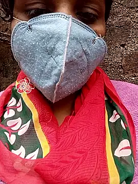 Snapshot of Lattika-Bhabhi chatting on October 29, 7:10 am Lattika-Bhabhi online show from October 29, 7:10 am