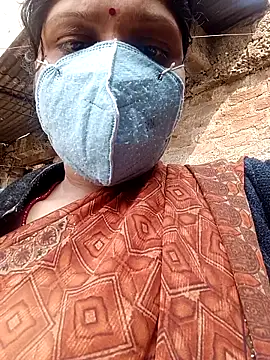 Snapshot of Lattika-Bhabhi chatting on February 22, 8:57 am Lattika-Bhabhi online show from February 22, 8:57 am