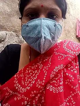 Snapshot of Lattika-Bhabhi chatting on February 27, 11:54 am Lattika-Bhabhi online show from February 27, 11:54 am
