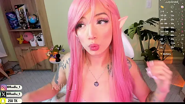 Snapshot of Redlu_1 chatting on February 14, 11:42 am Redlu 1 online show from February 14, 11:42 am