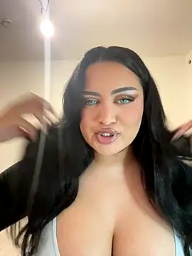 EmiliaPetrova online show from October 16, 11:17 pm