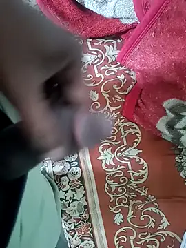 Snapshot of mkaleem162 chatting on December 18, 7:25 am mkaleem162 online show from December 18, 7:25 am