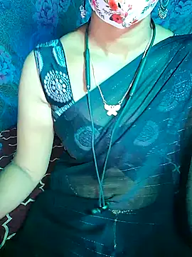 Snapshot of XBHUUME chatting on January 6, 5:16 pm XBHUUME online show from January 6, 5:16 pm