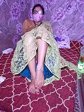 Snapshot of XBHUUME chatting on February 5, 4:58 pm XBHUUME online show from February 5, 4:58 pm