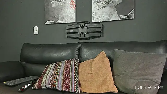 Davevilboy online show from November 6, 12:28 pm