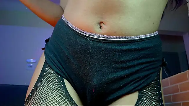 isa hotwifee online show from September 28, 6:46 pm