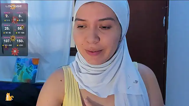 Snapshot of MatchedEyebrow chatting on December 4, 8:29 pm MatchedEyebrow online show from December 4, 8:29 pm