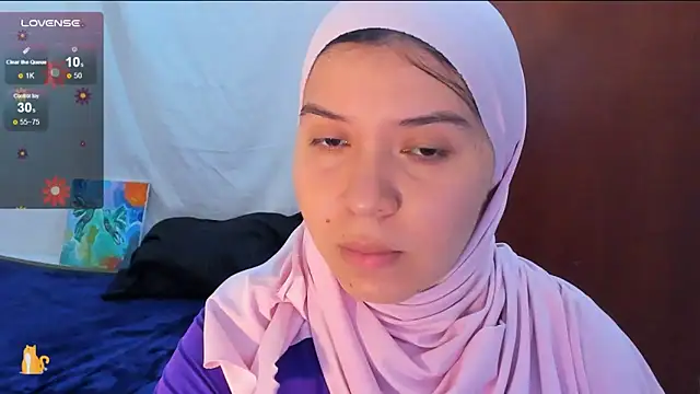 Snapshot of MatchedEyebrow chatting on December 6, 9:24 pm MatchedEyebrow online show from December 6, 9:24 pm