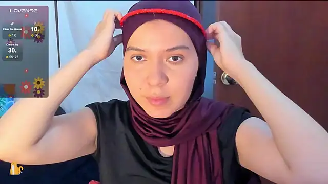 Snapshot of MatchedEyebrow chatting on December 17, 10:22 pm MatchedEyebrow online show from December 17, 10:22 pm