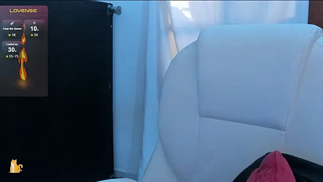 Snapshot of MatchedEyebrow chatting on January 7, 8:42 pm MatchedEyebrow online show from January 7, 8:42 pm