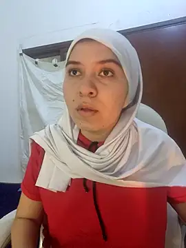 Snapshot of MatchedEyebrow chatting on February 2, 8:41 pm MatchedEyebrow online show from February 2, 8:41 pm