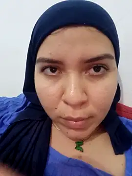 Snapshot of MatchedEyebrow chatting on March 22, 8:59 pm MatchedEyebrow online show from March 22, 8:59 pm