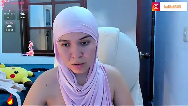 Snapshot of MatchedEyebrow chatting on October 29, 9:16 pm MatchedEyebrow online show from October 29, 9:16 pm