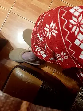 feet toes online show from December 2, 5:59 am