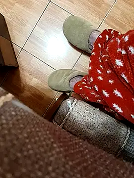 feet toes online show from March 16, 12:56 am