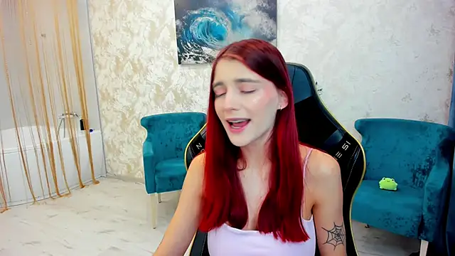 RedLipse online show from April 17, 3:20 am