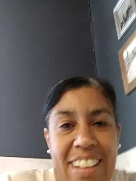 Snapshot of Molly_newman6 chatting on June 2, 2:52 pm Molly newman6 online show from June 2, 2:52 pm