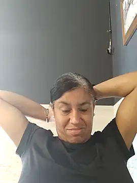 Snapshot of Molly_newman6 chatting on June 23, 11:19 am Molly newman6 online show from June 23, 11:19 am