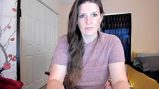 Kelly Carolina online show from March 3, 6:33 pm