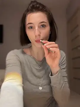 Snapshot of Camilla_Railian chatting on December 10, 8:27 pm Camilla Railian online show from December 10, 8:27 pm
